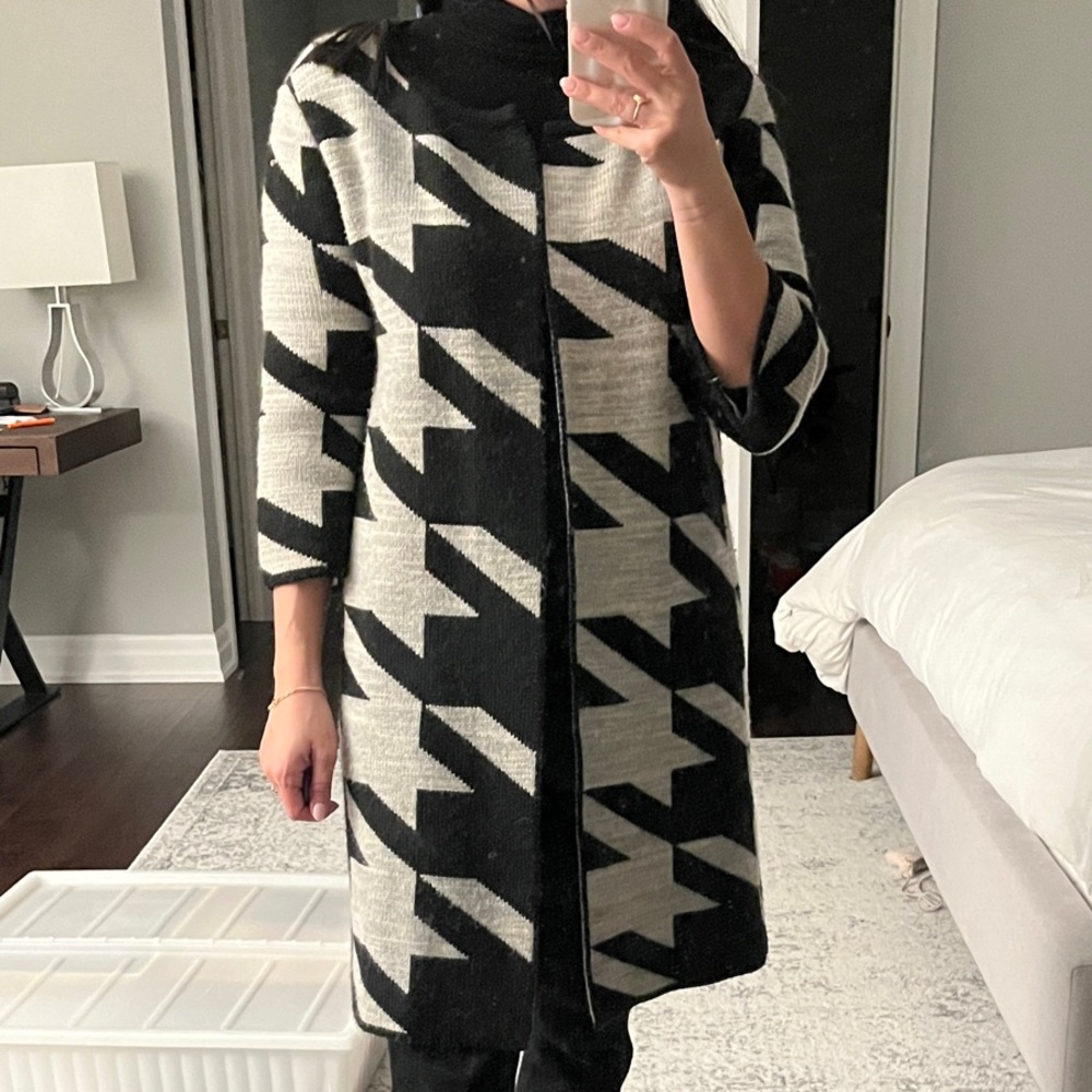Black and Grey Geometric Coat